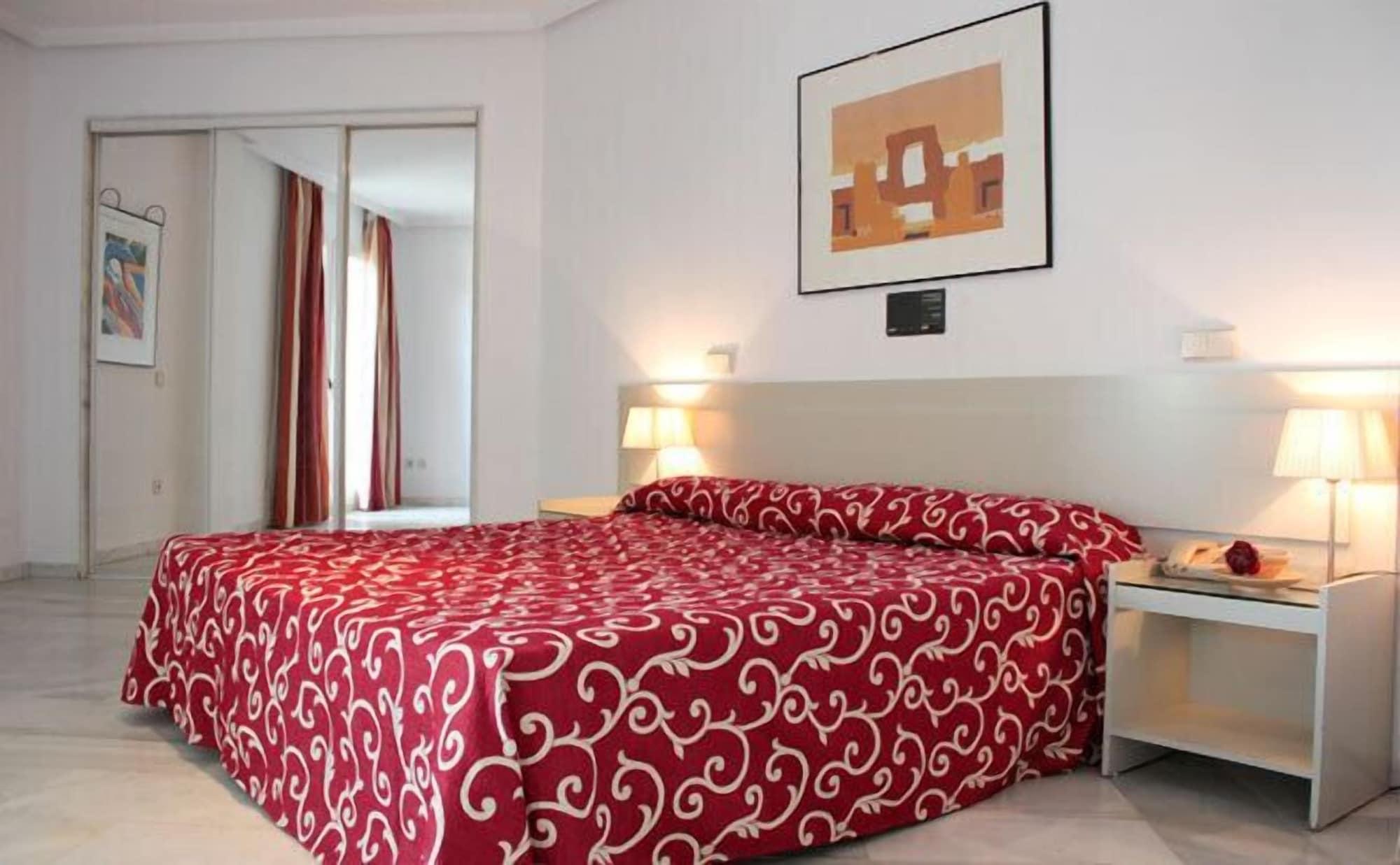 Hospedium Hotel Apartamentos Simon Verde Mairena del Aljarafe Eksteriør billede