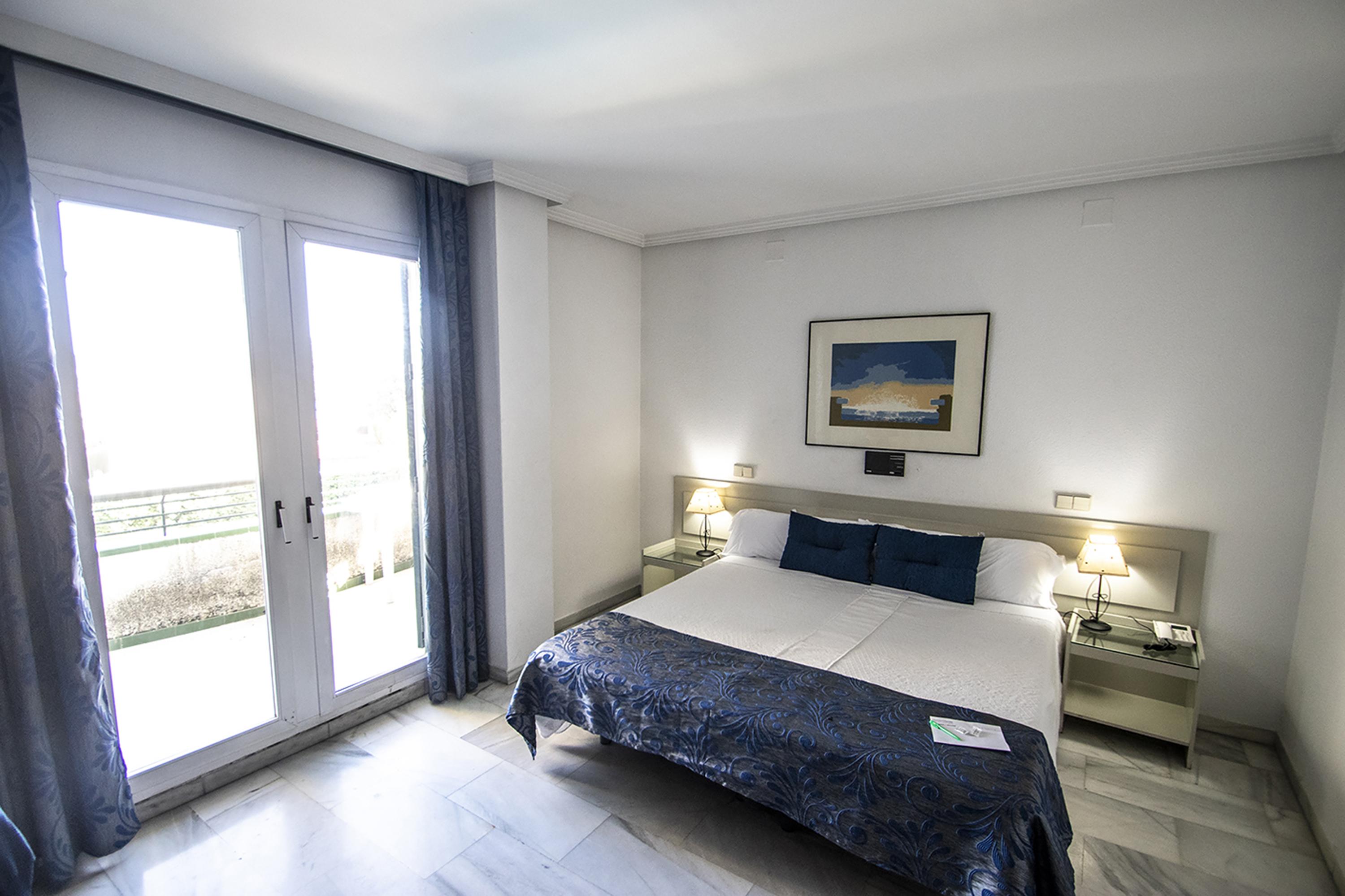 Hospedium Hotel Apartamentos Simon Verde Mairena del Aljarafe Eksteriør billede