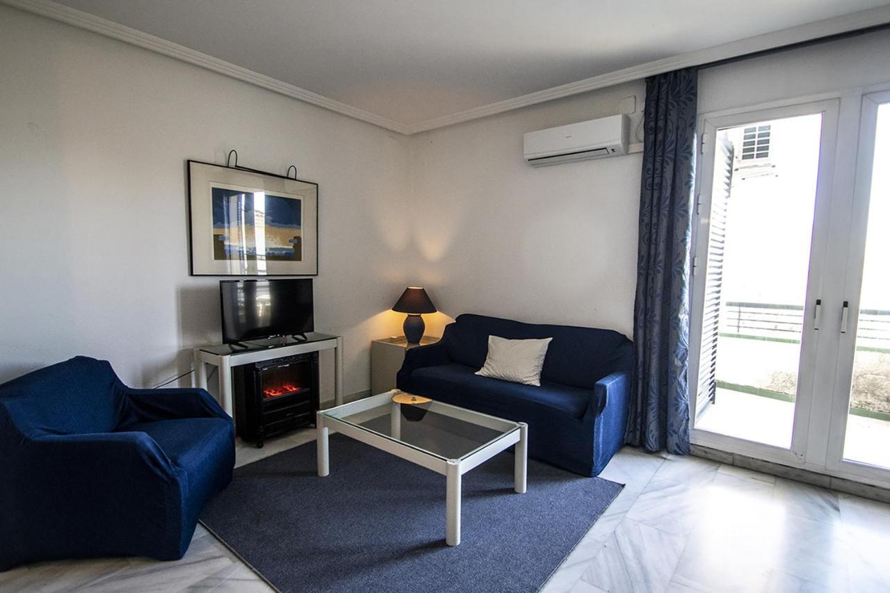 Hospedium Hotel Apartamentos Simon Verde Mairena del Aljarafe Eksteriør billede